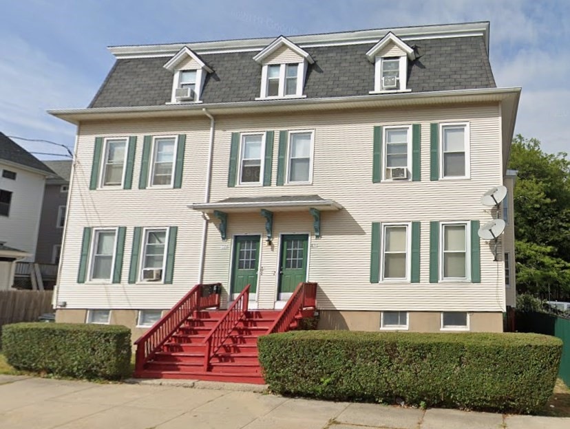 588-590 Locust St unit 2E, Fall River, MA 02720 - photo 1