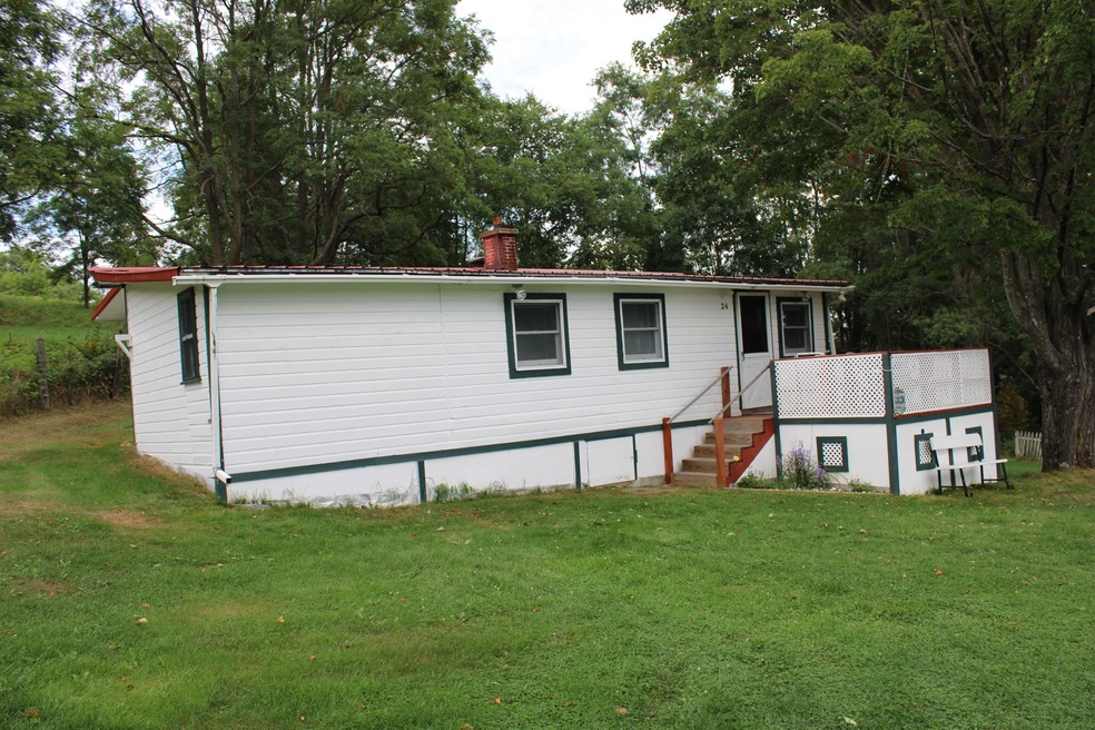 24 Hillside Ln, Barnet, VT 05821 - photo 1