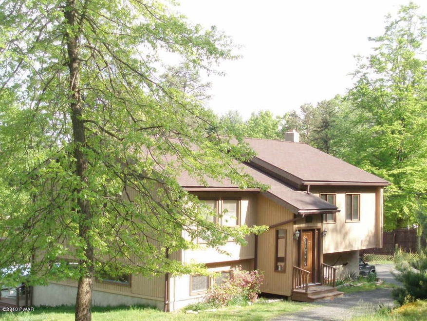 147 Meadow Ridge Acres Rd, Dingmans Ferry, PA 18328 - photo 1