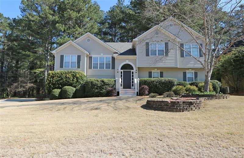 6258 Cheatham Lake Dr NW, Acworth, GA 30101 - photo 1