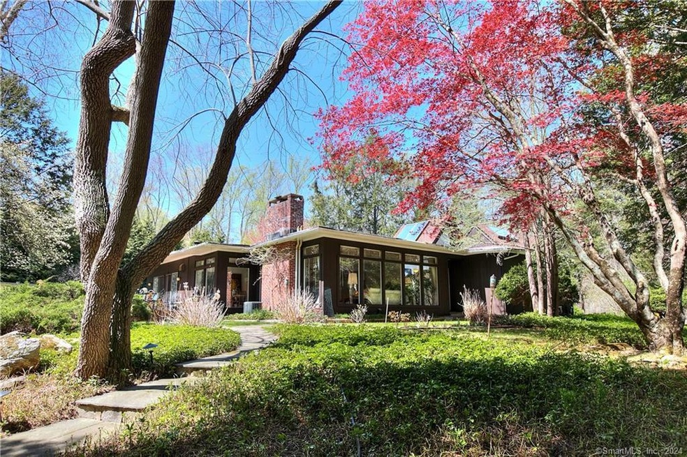 53 Godfrey Rd W, Weston, CT 06883 - photo 1