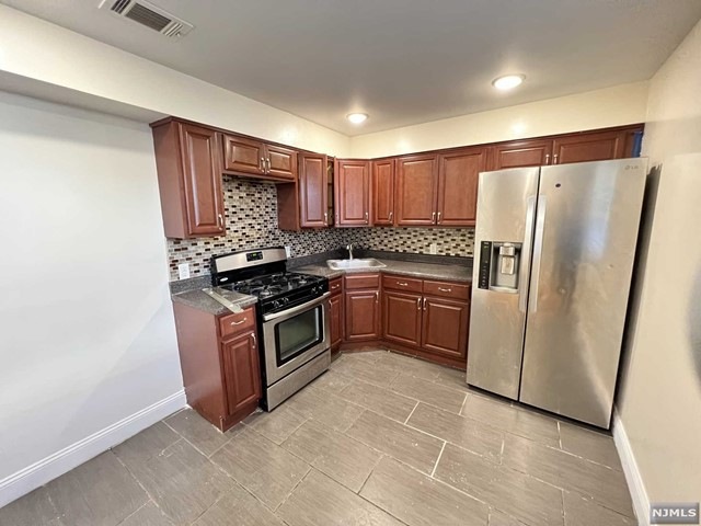 232 Shephard Ave unit A1, Newark, NJ 07112 - photo 1