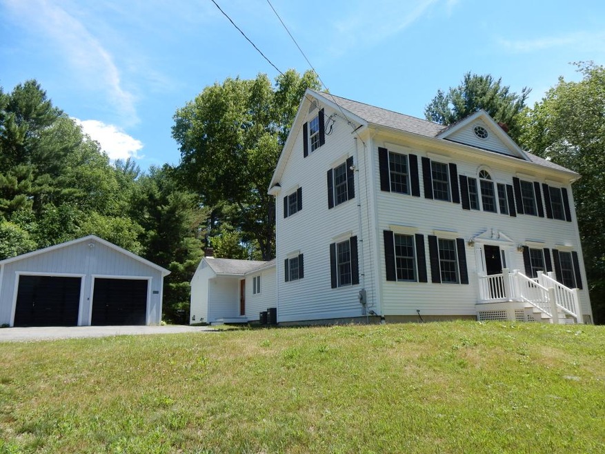 142 S Main St, Newton, NH 03858 - photo 1