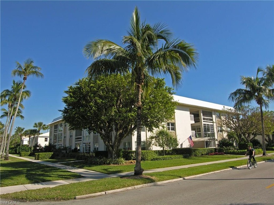 Town Manor Club