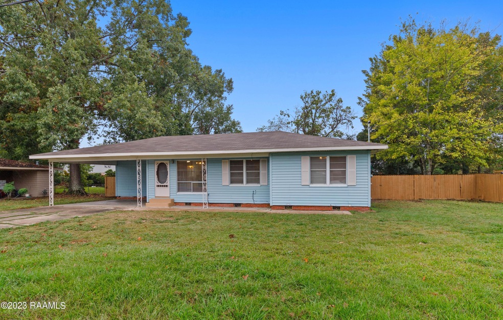 107MapleDr-front pic