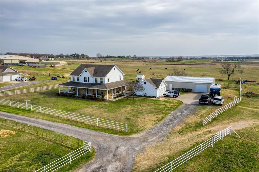 1255 Mcvoid Rd, Springtown, TX 76082 - photo 1