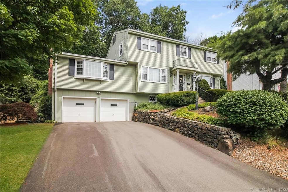 282 Candlewyck Dr, Newington, CT 06111 - photo 1