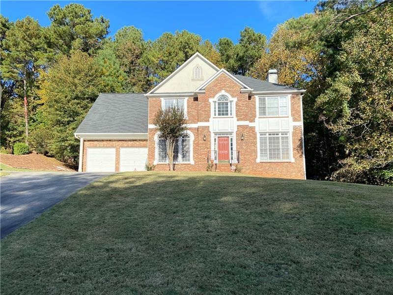 4000 Charleston Ln, Roswell, GA 30075 - photo 1