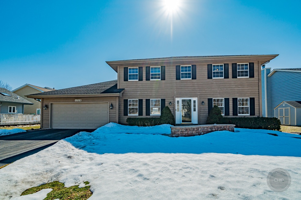 1208 Leverenz Rd, Naperville, IL 60564 - photo 1