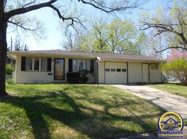 1103 SW 31st Terrace, Topeka, KS 66611 - photo 1
