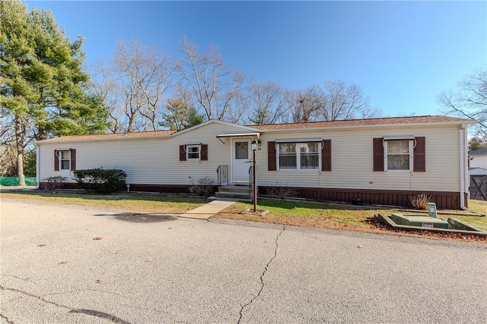 48 Cantaberry Ln, Coventry, RI 02816 - photo 1