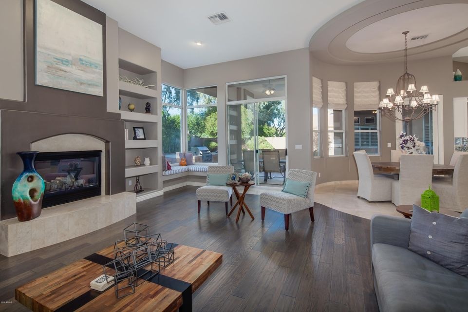018_Family Room Views