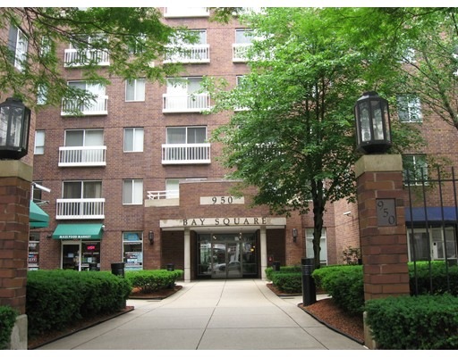 Bay Square unit 208, Cambridge, MA 02139 - photo 1