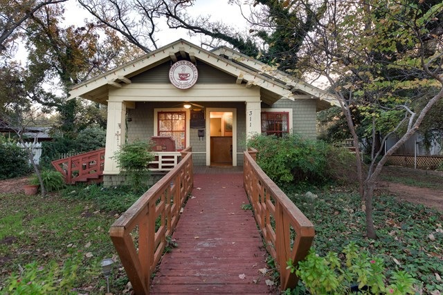 311 E San Antonio St, Fredericksburg, TX 78624 - photo 1