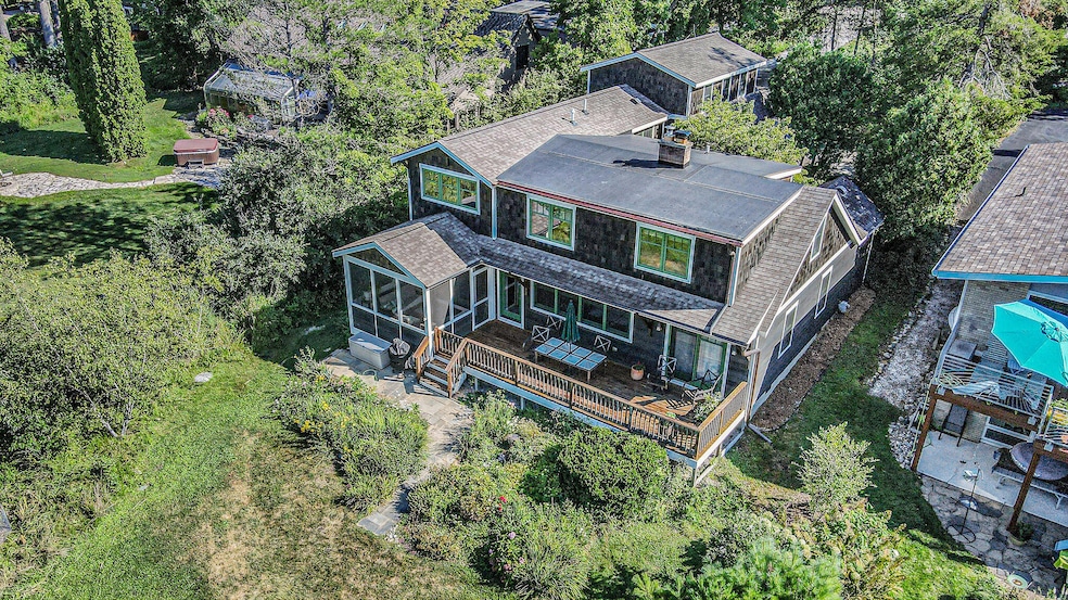 Sold $960,000 • Co-Listing Agent