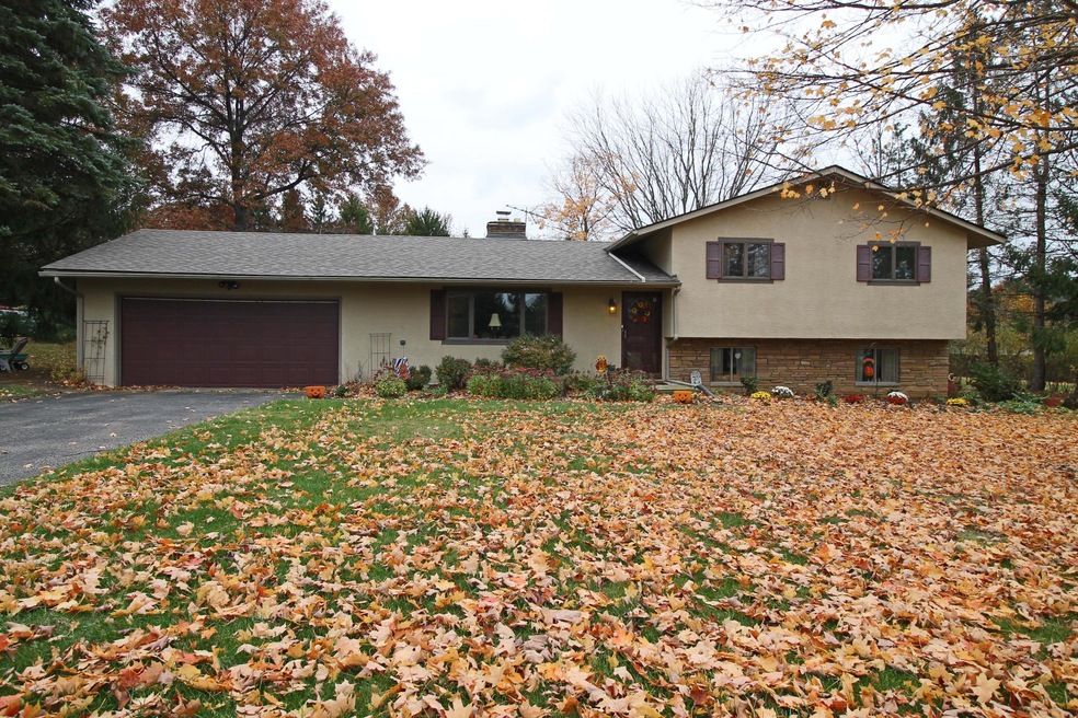 3-level split on 1.11 acres