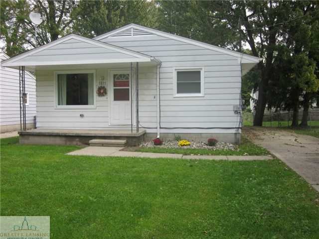 5835 Schafer Rd, Lansing, MI 48911 - photo 1