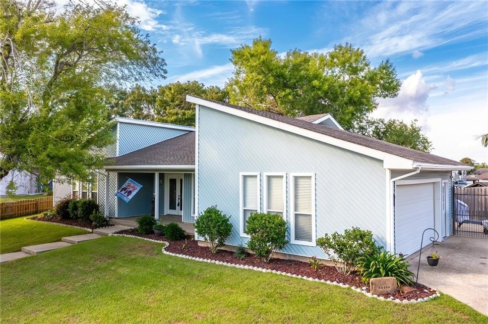 205 Charles Ct, Slidell, LA 70458 - photo 1