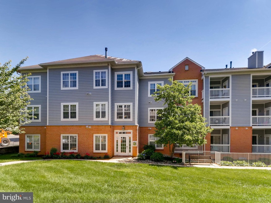 9210 Groffs Mill Dr unit 9210, Owings Mills, MD 21117 - photo 1