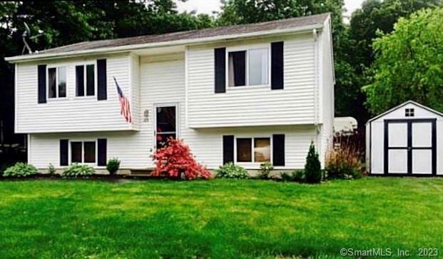 165 Colonial Rd, Plainfield, CT 06374 - photo 1