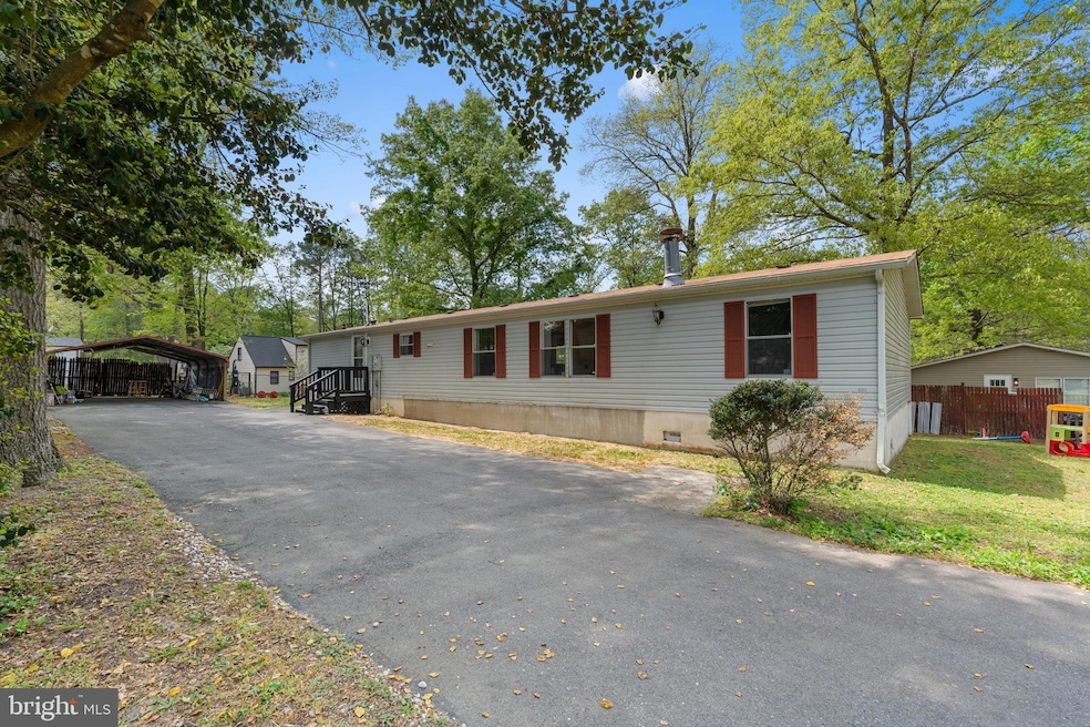 12224 Pinyon Ln, Ruther Glen, VA 22546 - photo 1