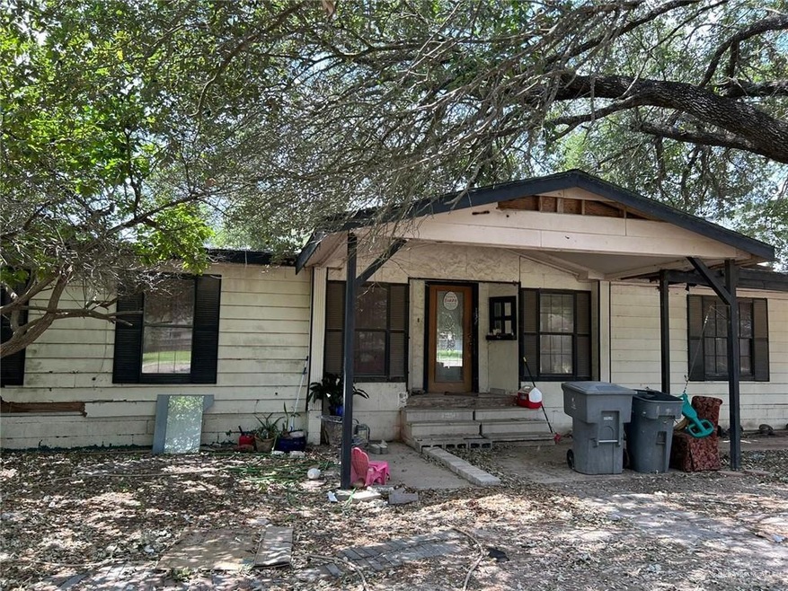 1324 W Wisconsin Rd, Edinburg, TX 78539 - photo 1