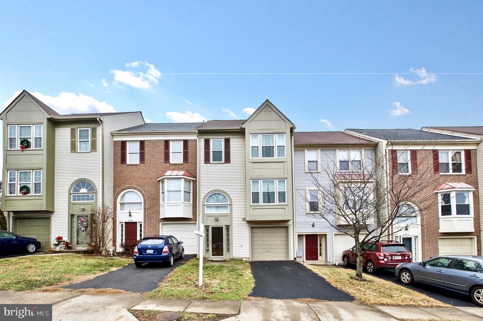 13976 Lightburn Ln, Centreville, VA 20121 - photo 1