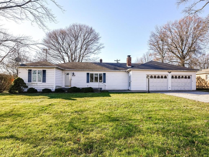 202 S Linden Ln, Sheridan, IN 46069 - photo 1