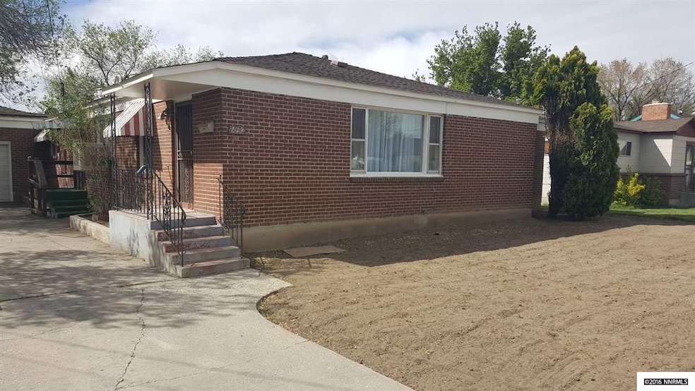 819 G St, Sparks, NV 89431 - photo 1
