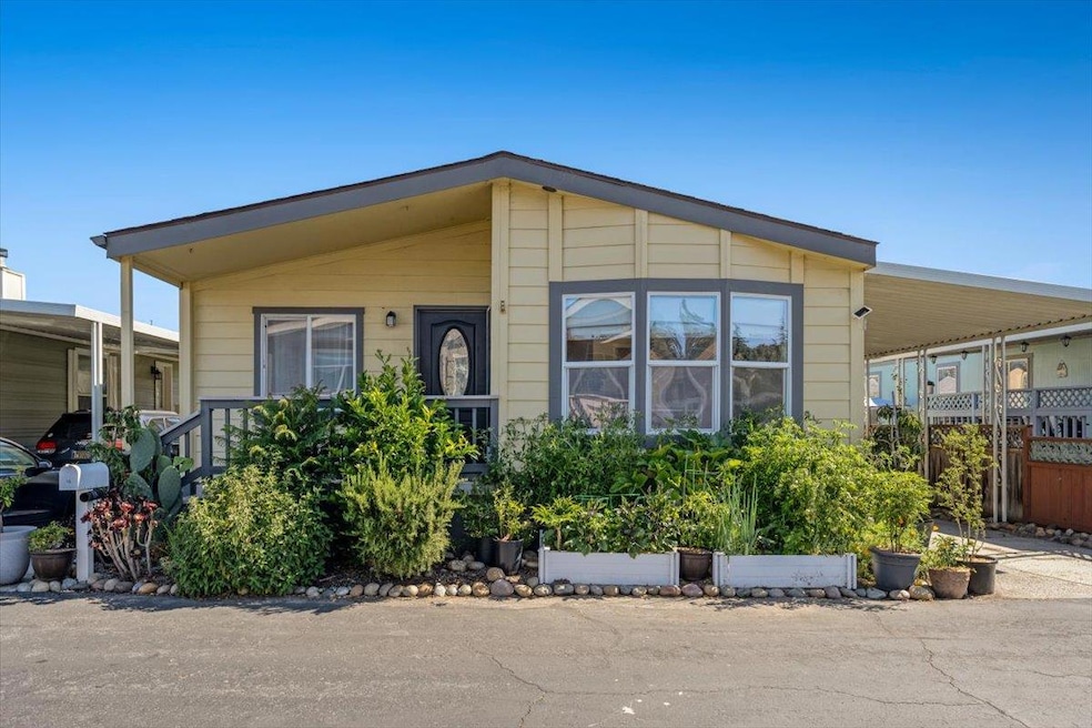 For Sale $499,000
