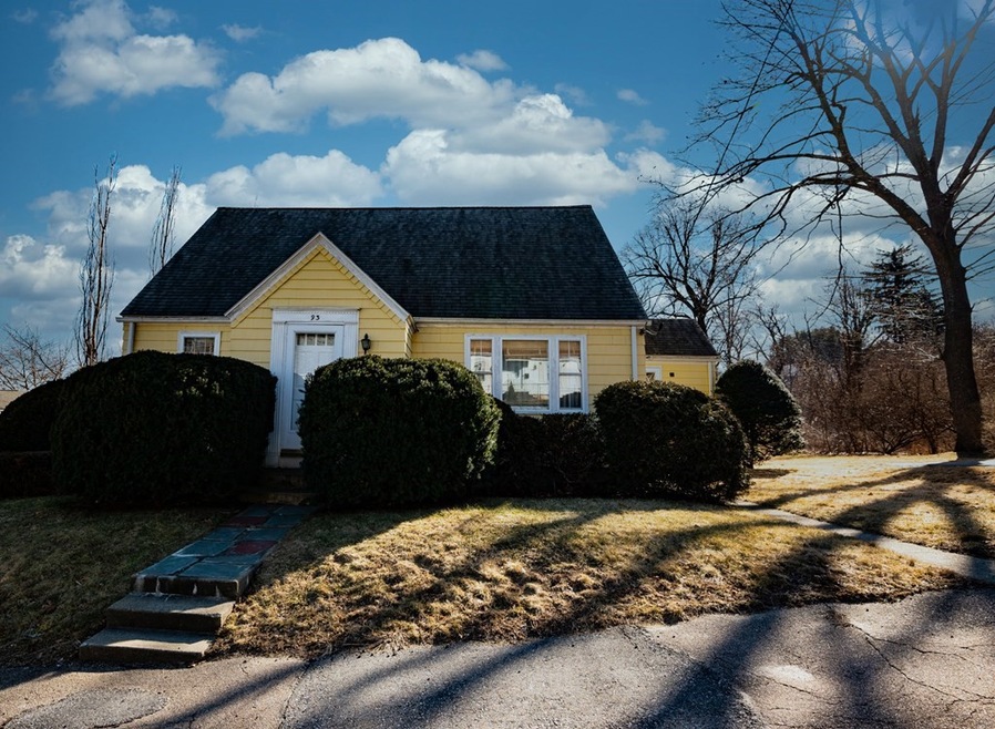 93 Ararat St, Worcester, MA 01606 - photo 1