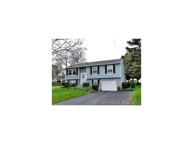 5 Sound View Dr, Waterford, CT 06385 - photo 1