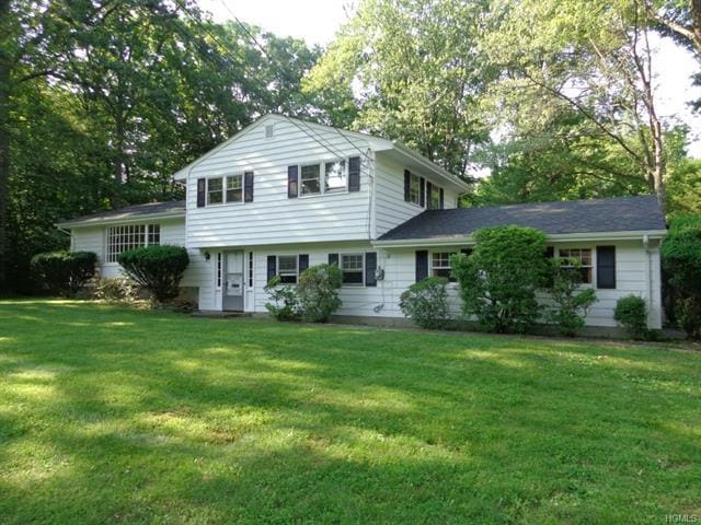 30 Rosewood Dr, New City, NY 10956 - photo 1