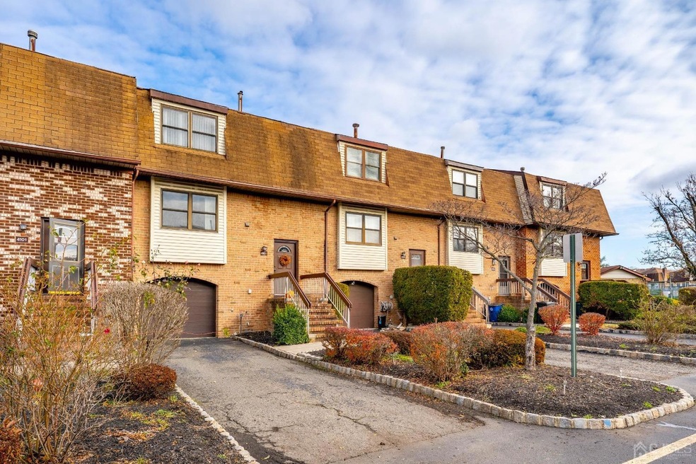 Sold $410,000 • Co-Listing Agent