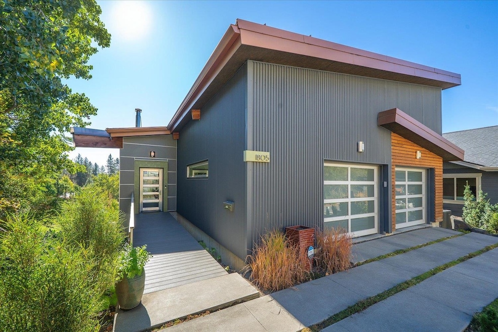 1805 W Cannon Place Ln, Spokane, WA 99204 - photo 1