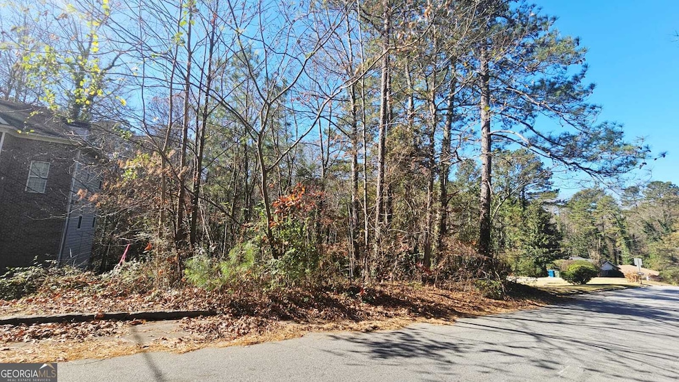 518 Waterford Rd NW, Atlanta, GA 30318 - photo 1