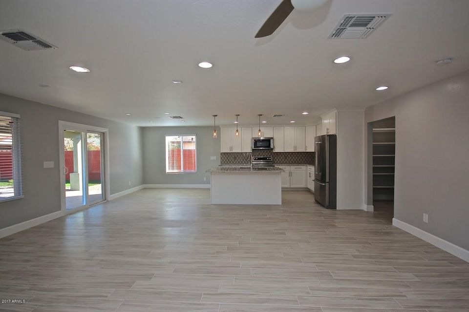 great room looking in kitchen-flint