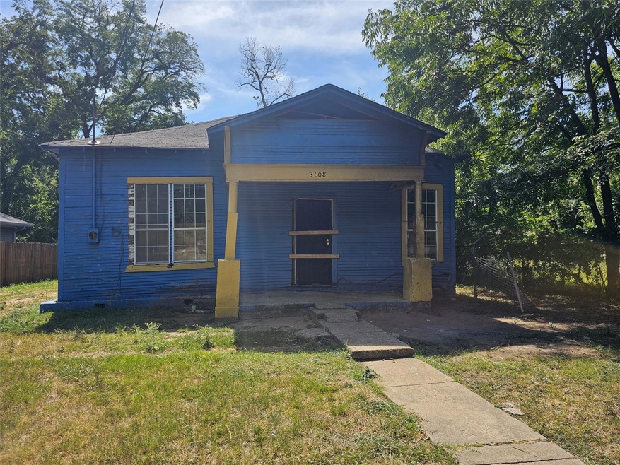 Bungalow-style house featuring a front lawn