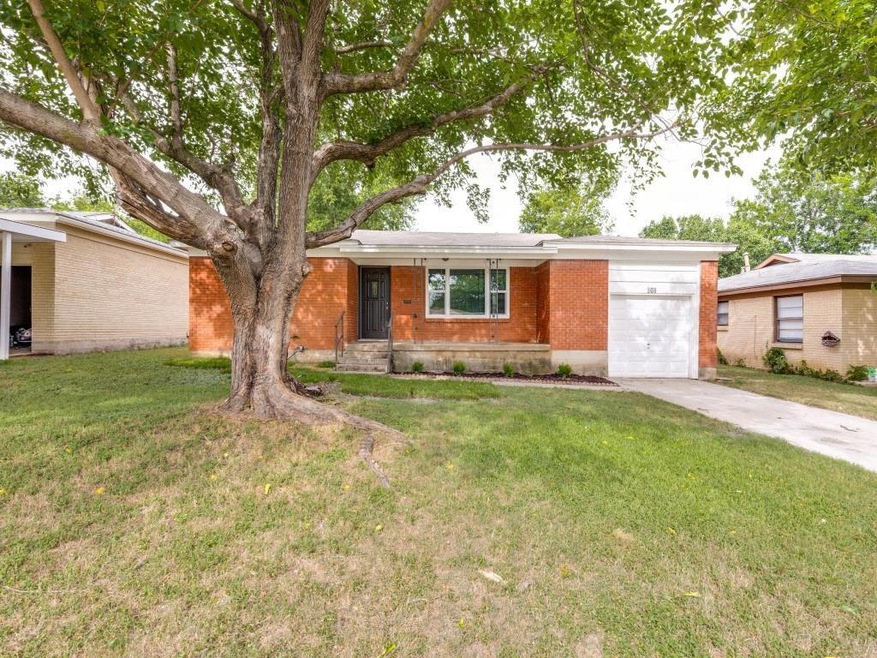 508 Crandle Dr, Fort Worth, TX 76108 - photo 1