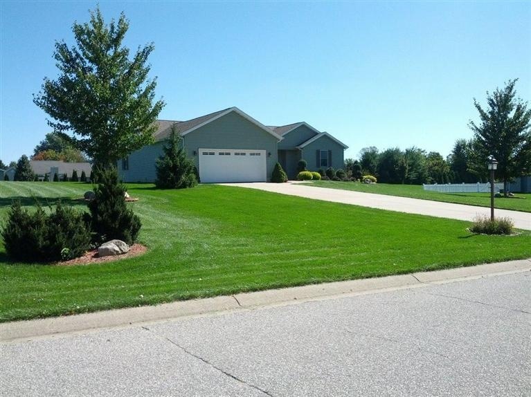 387 Sara Ln, La Porte, IN 46350 - photo 1