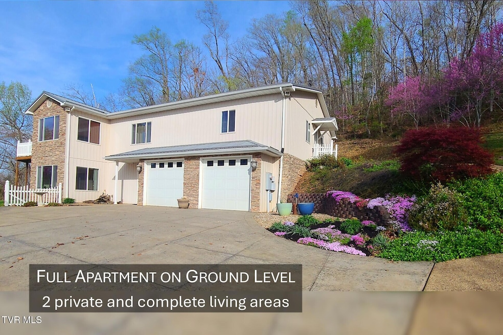 113 Old Stoney Loop, Elizabethton, TN 37643 - photo 1