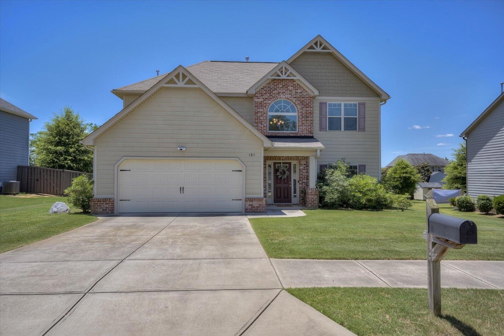 Like New 4 Bed 2 1/2 Bath North Augusta