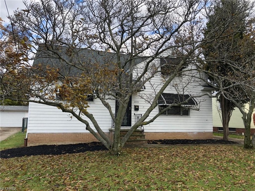 Move-in ready Cape Cod with over 1300 sq ft, great