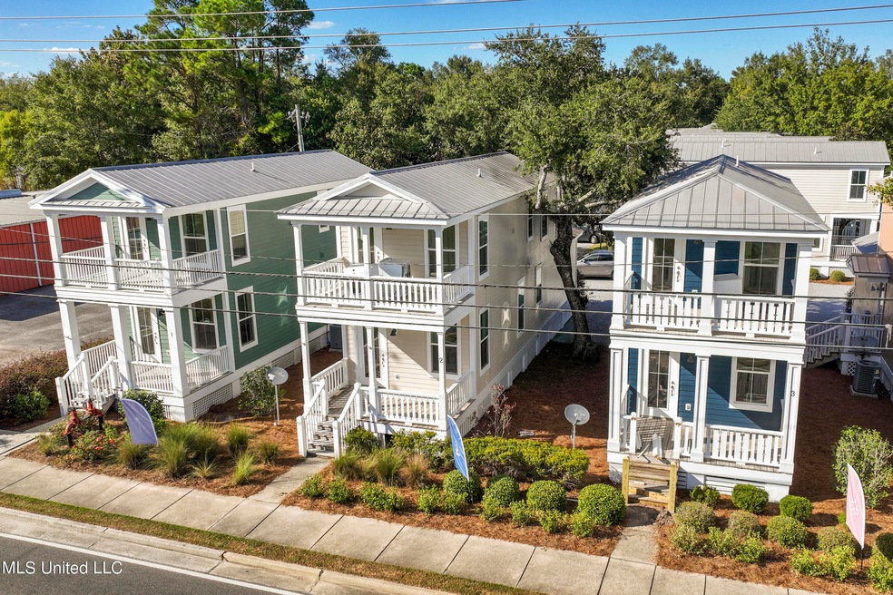 2207 Government St unit 2, Ocean Springs, MS 39564 - photo 1
