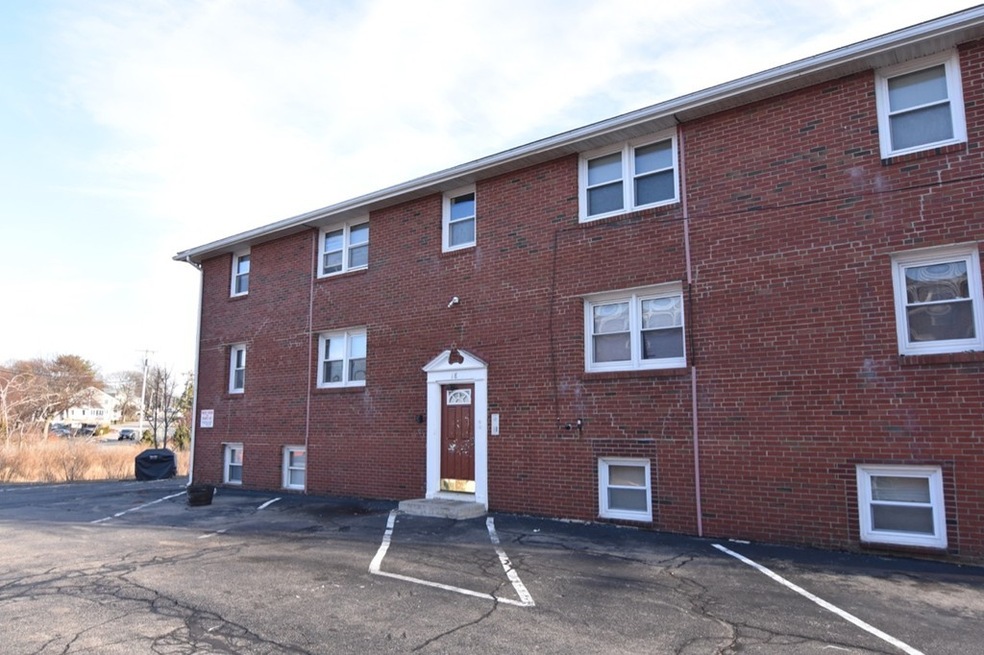 18 Essex St unit 2, Quincy, MA 02171 - photo 1