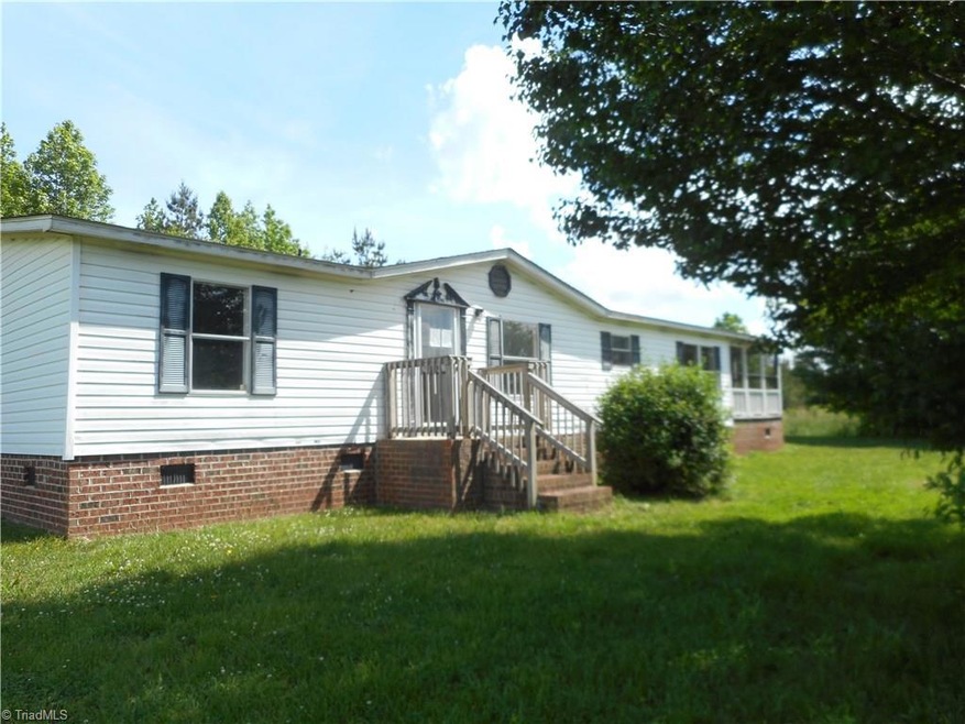 215 Long Acre Rd, Siler City, NC 27344 - photo 1