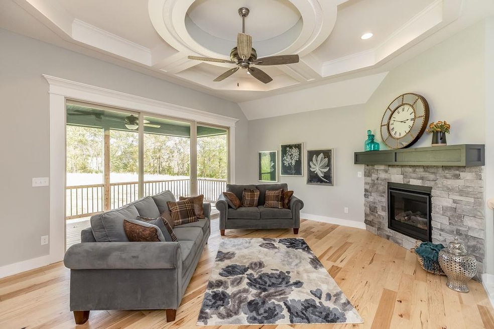 20185 W 221st St, Spring Hill, KS 66083 - photo 1