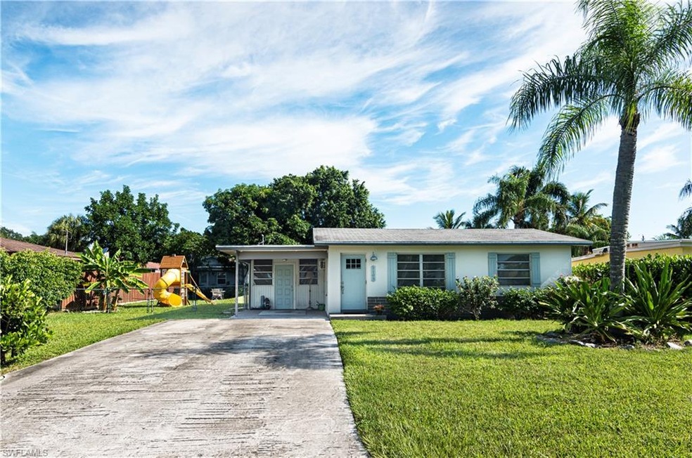 1103 Trail Terrace Dr, Naples, FL 34103 - photo 1