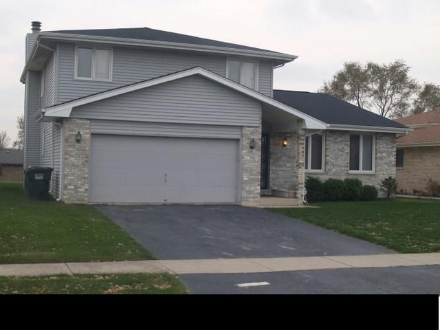 4141 Cambridge Cir, Country Club Hills, IL 60478 - photo 1