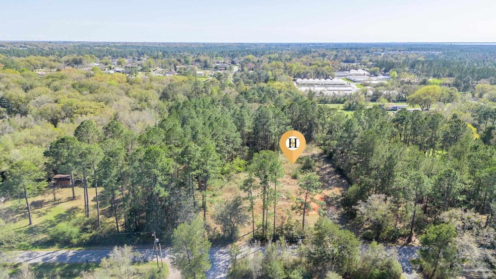 4727 Dunaway Ln, Pensacola, FL 32526 - photo 1